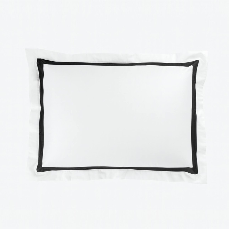 Наволочки мако-сатин 50х70 Alpine Dark Onyx Allure Grass German Grass с широкой отделкой