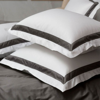 Наволочки мако-сатин 70х70 Alpine Graphite Allure Grass German Grass с широкой отделкой описание