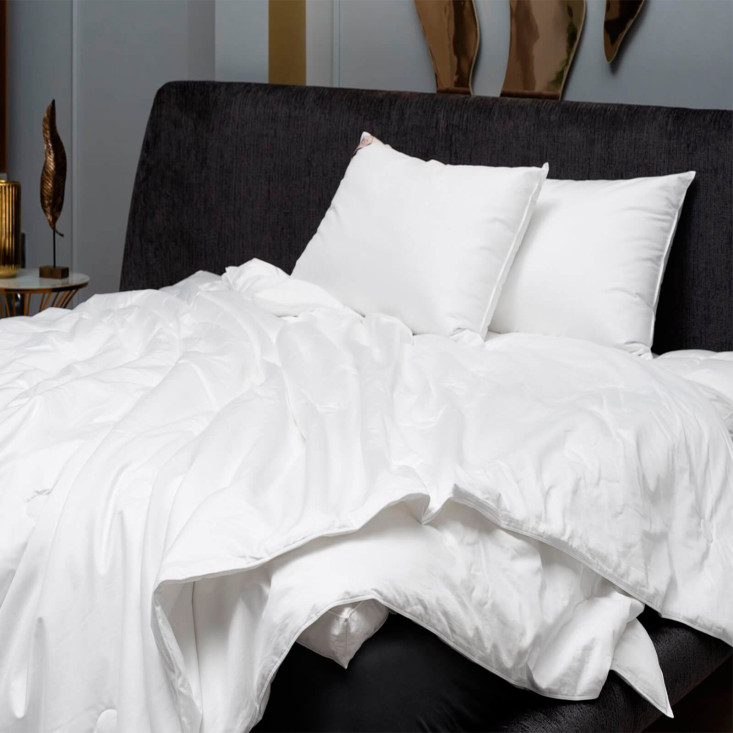 Одеяло шелковое 1,5 спальное 150х200 легкое German Grass Luxury Silk Grass фото