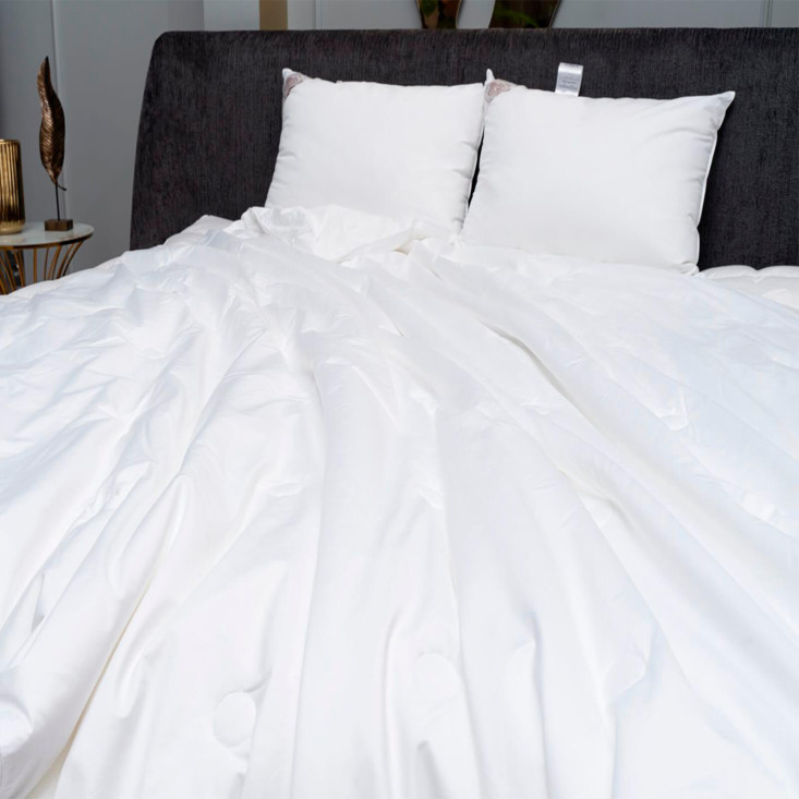 Одеяло шелковое 1,5 спальное 150х200 легкое German Grass Luxury Silk Grass фото