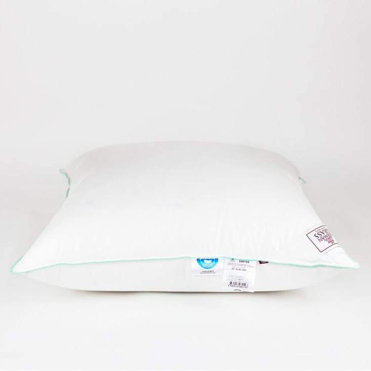 Подушка пуховая 70х70 с внутренним ядром Aloe Vera Down German Grass