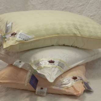 Подушка Elisabette Элит персиковая 70x70 E-A70-2-Per KingSilk фото