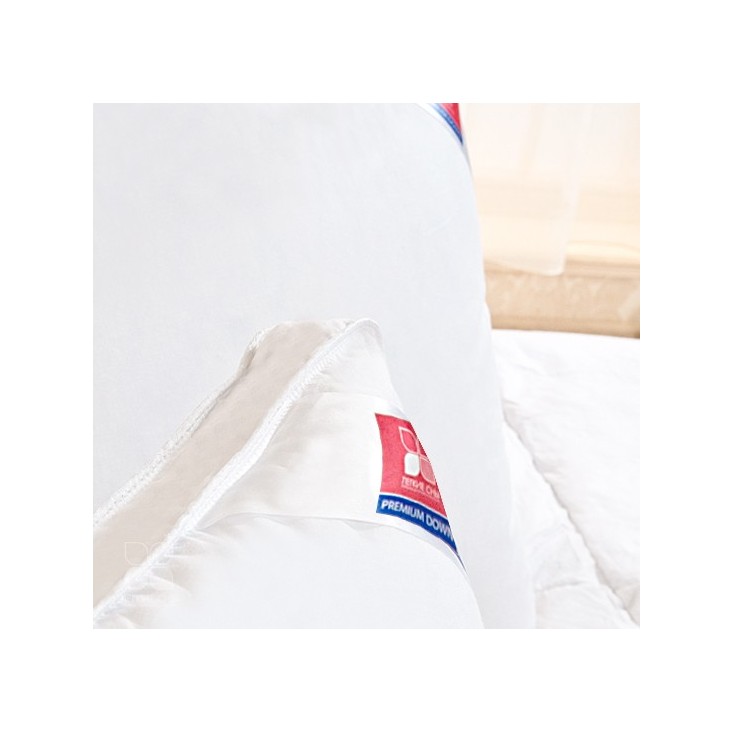 Подушка Камилла 70x70 Легкие сны