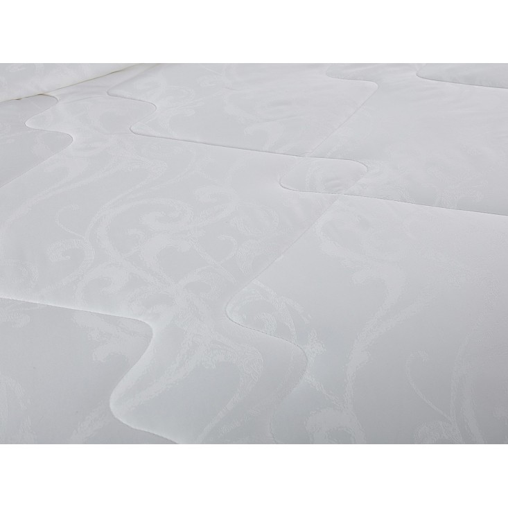 Одеяло евро 200х220 легкое Cleo Silk Line