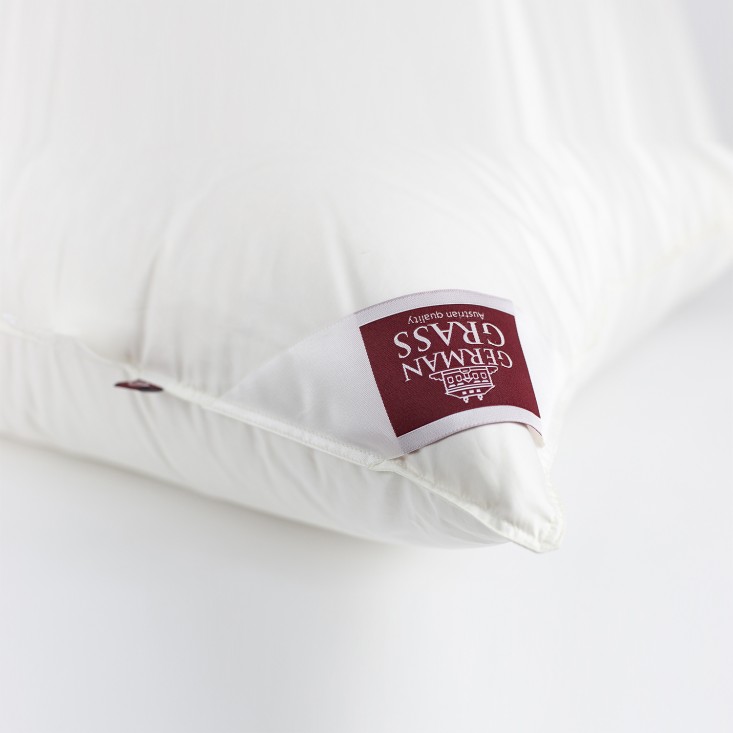 Подушка пуховая 50х70 Cloud Down мягкая отзывы