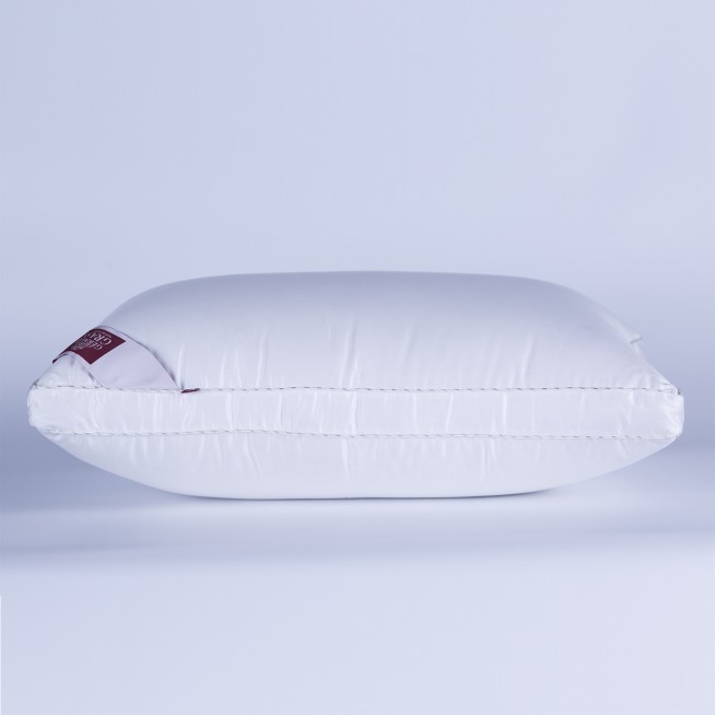 Подушка пуховая 50х70 с бортиком Queen Down German Grass