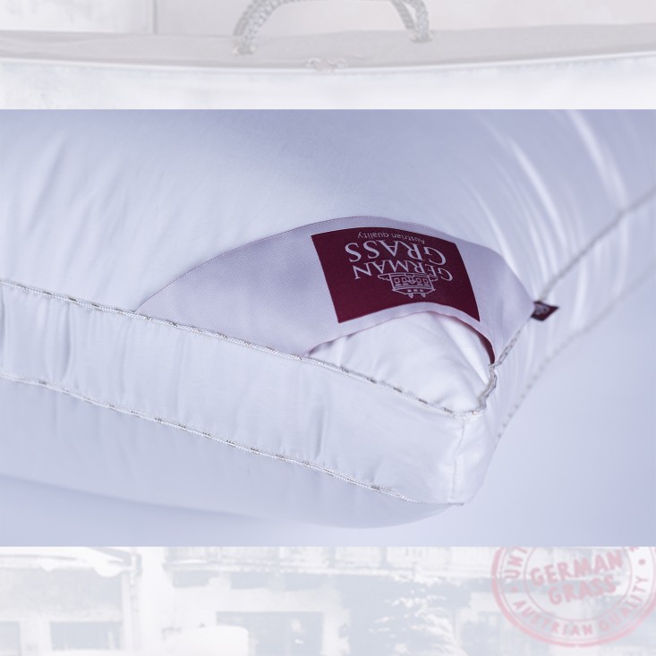 Подушка пуховая 50х70 с бортиком Queen Down German Grass