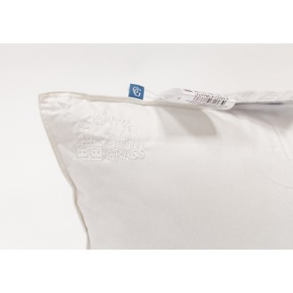 Подушка пуховая 70х70 4 Stars Familie Down German Grass