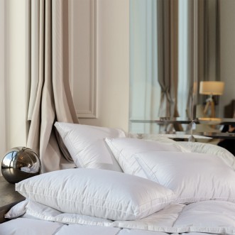 Подушка пуховая 50х70 с бортиком White Familie Down