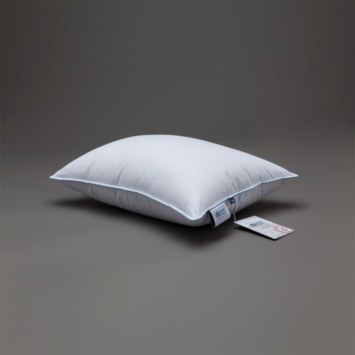 Подушка пуховая 70х70 Optima Familie Down German Grass