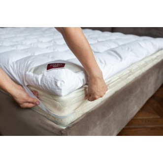 Наматрасник топпер 200х200 теплый на резинках German Grass Topper Wool Grass