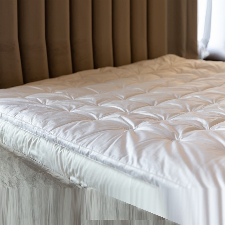 Наматрасник топпер шелковый 160х200 всесезонный на резинках German Grass Topper Silk Grass