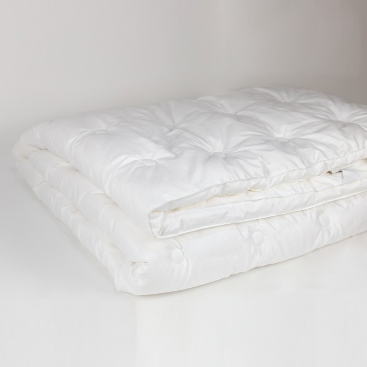 Наматрасник топпер шелковый 160х200 всесезонный на резинках German Grass Topper Silk Grass