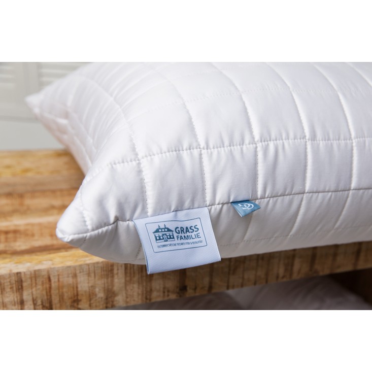 Подушка 70х70 German Grass Camel Familie Bio регулируемая