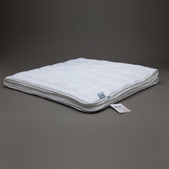 Одеяло 1,5 спальное 160х220 всесезонное German Grass 60C Familie Stopallergy