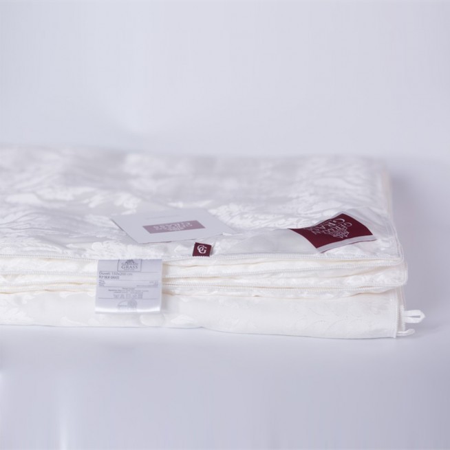 Одеяло шелковое евро 200х200 всесезонное German Grass Luxury Silk