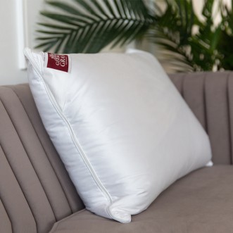 Шелковый чехол для ортопедической подушки 50х70 Memory Silk German Grass на молнии