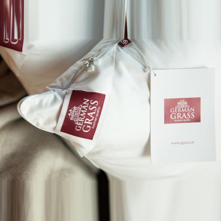 Чехол из тенсела для ортопедической подушки 50х70 Memory Tencel German Grass на молнии