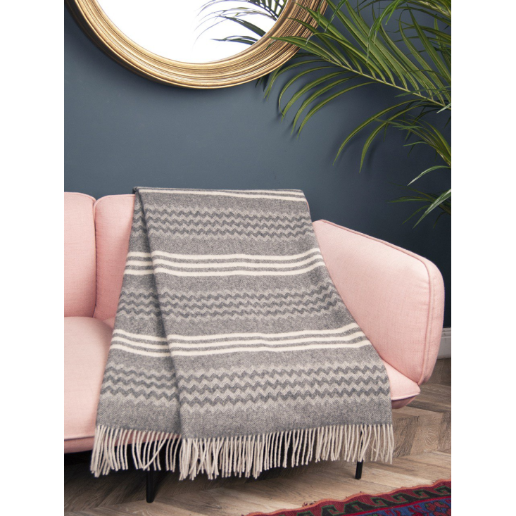 Шерстяной плед монгольские ягнята Litvilas Laguna серый