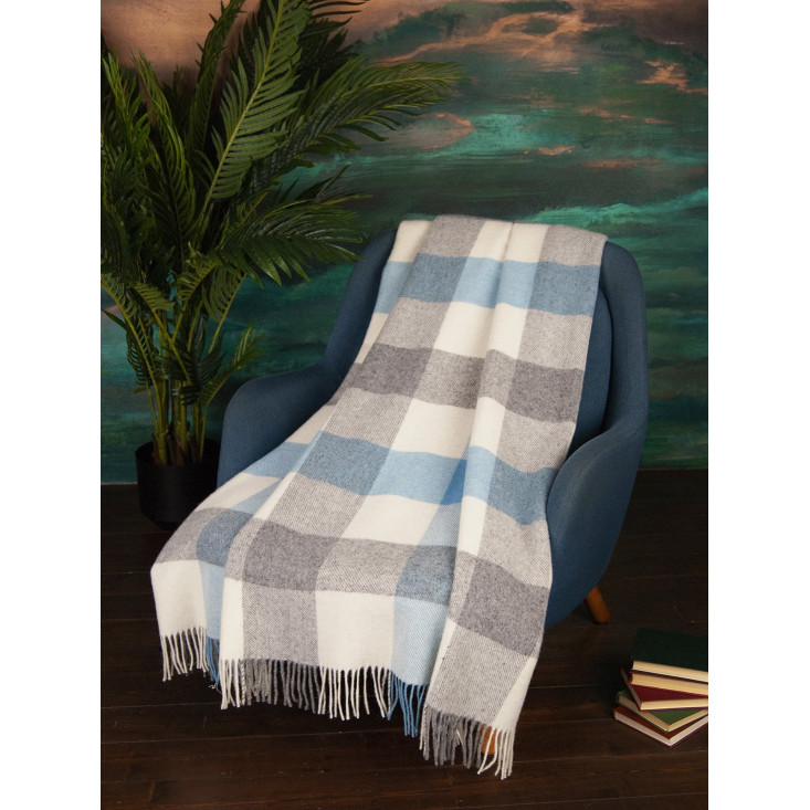 Шерстяной плед новозеландские ягнята Avinamas Agne синий