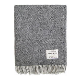 Шерстяной плед новозеландские ягнята Avinamas Janina серый