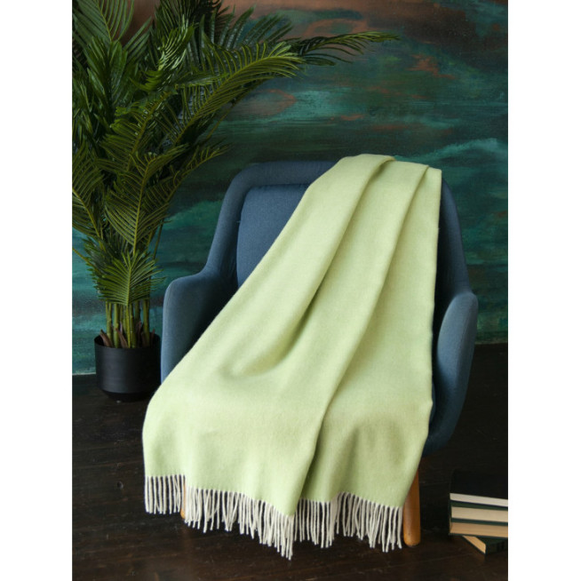 Шерстяной плед новозеландские ягнята Avinamas Janina зеленый