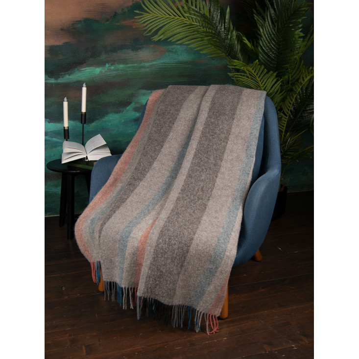 Шерстяной плед альпака меринос Avinamas Lima темно серый