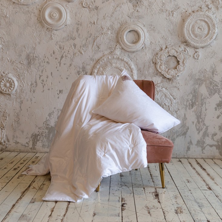 Одеяло шелковое евро макси 220х240 всесезонное German Grass Paisley Silk Grass описание