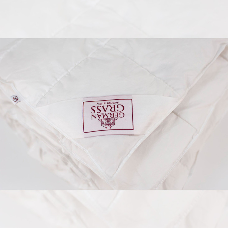 Одеяло евро 200х200 облегченное German Grass Royal Down