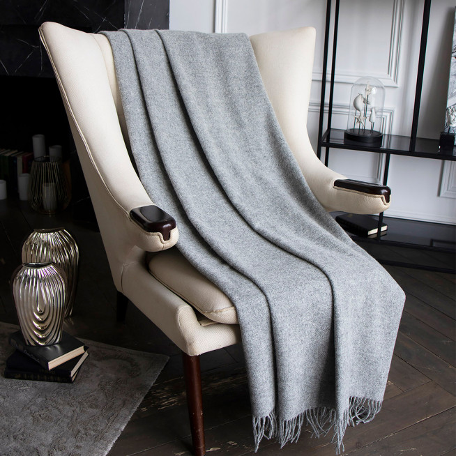 Шерстяной плед Avinamas Mino серый