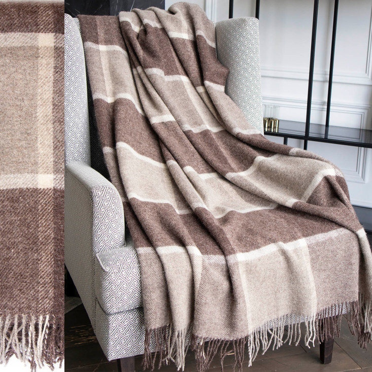 Шерстяной плед Avinamas Maya орех