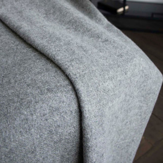 Шерстяной плед Avinamas Mino серый отзывы