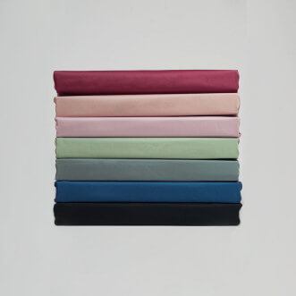 Постельное белье семейное с простыней на резинке German Grass Розовый Бриллиант (Rose Brilliant) наволочки 70х70