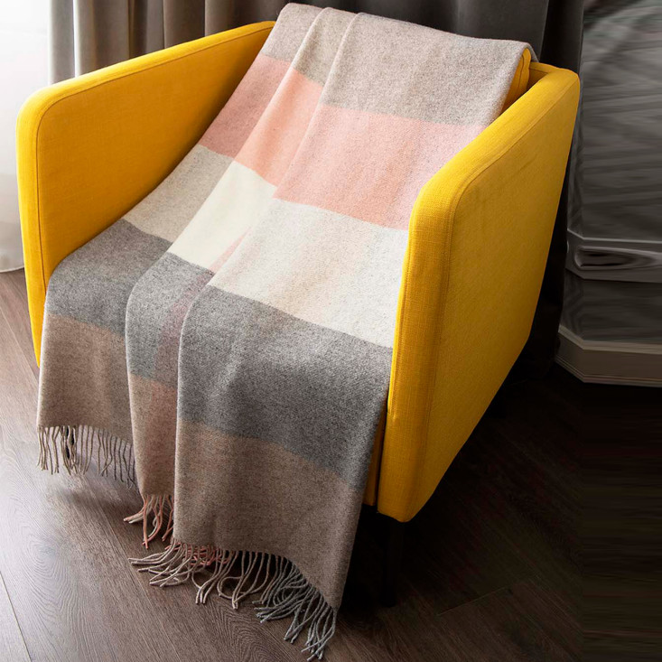 Шерстяной плед австралийский меринос Avinamas Dana чайная роза