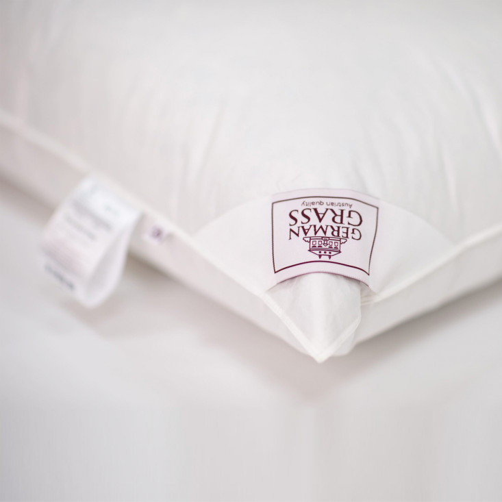 Подушка пуховая 50х70 Prime Down German Grass