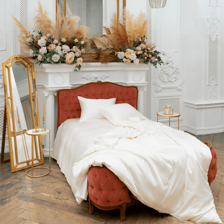 Постельное белье шелковое семейное Creamy White Grass German Grass