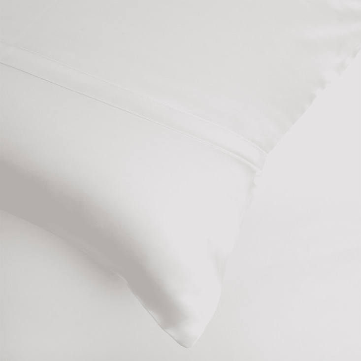 Простыня шелковая 260х280 German Grass Кремовый белый (Creamy White) по низкой цене