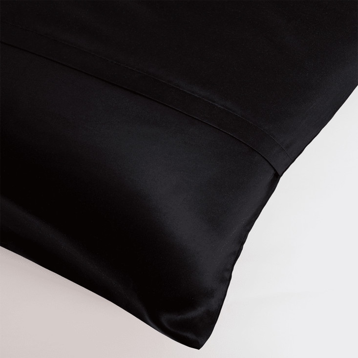 Пододеяльник шелковый 1,5 спальный 150х200 German Grass Черный Алмаз (Diamond Black) по низкой цене