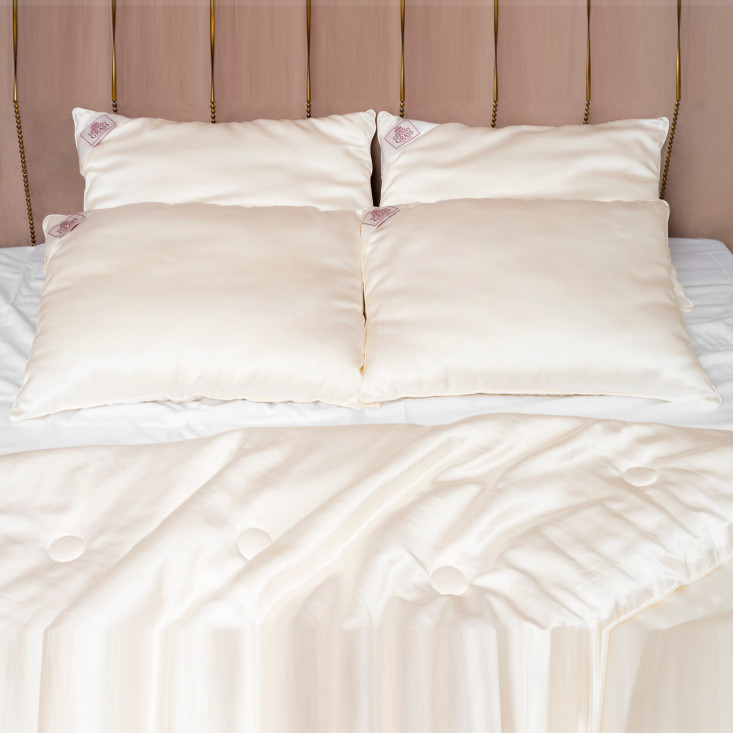 Подушка шелковая 50х70 German Grass Great Silk мягкая