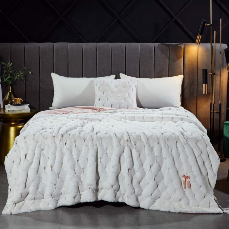 Плед искусственный мех Sofi De Marko Адриана молочный