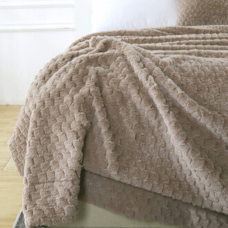 Плед искусственный мех Sofi De Marko Аврил беж - купить по низким ценам в Lux-Postel.com