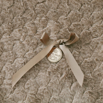 Плед искусственный мех Sofi De Marko Аврил беж - купить по низким ценам в Lux-Postel.com