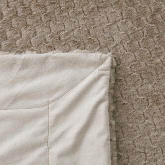 Плед искусственный мех Sofi De Marko Аврил беж - купить по низким ценам в Lux-Postel.com