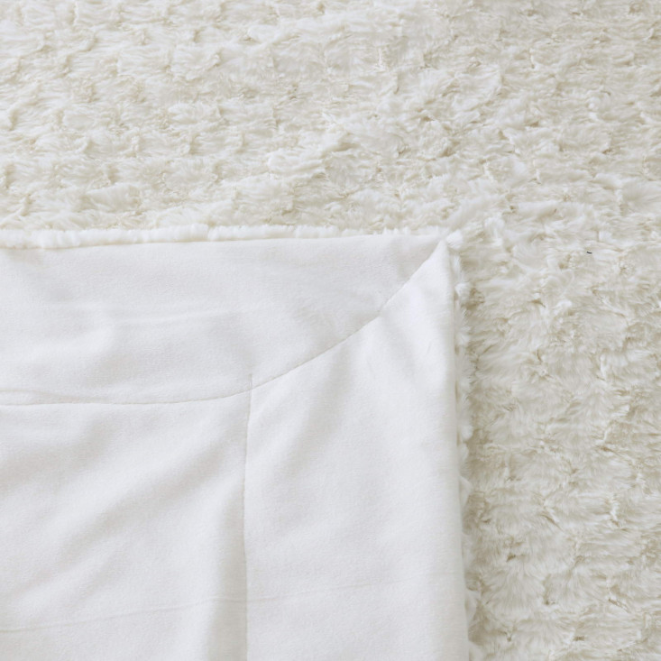 Плед искусственный мех Sofi De Marko Аврил молоко