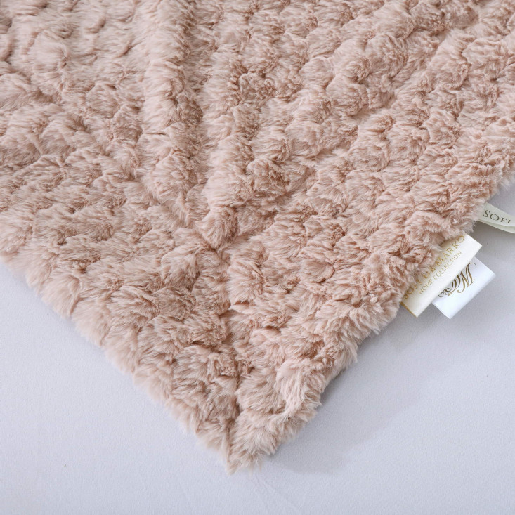 Плед искусственный мех Sofi De Marko Аврил пудра