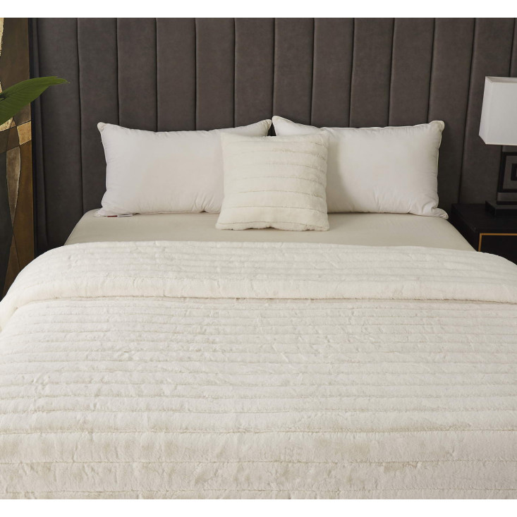 Плед искусственный мех Sofi De Marko Анабель белый