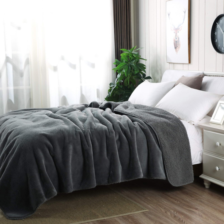 Плед искусственный мех Sofi De Marko Аурелия антрацит