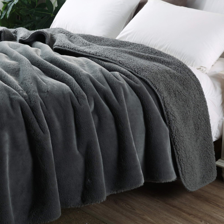 Плед искусственный мех Sofi De Marko Аурелия антрацит