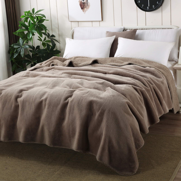 Плед искусственный мех Sofi De Marko Аурелия беж