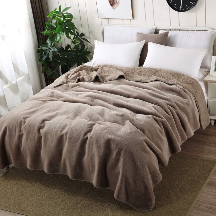 Плед искусственный мех Sofi De Marko Аурелия беж